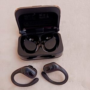 GREATWALL Bluetooth Wireless Over The Ear Headset w/Charging Case